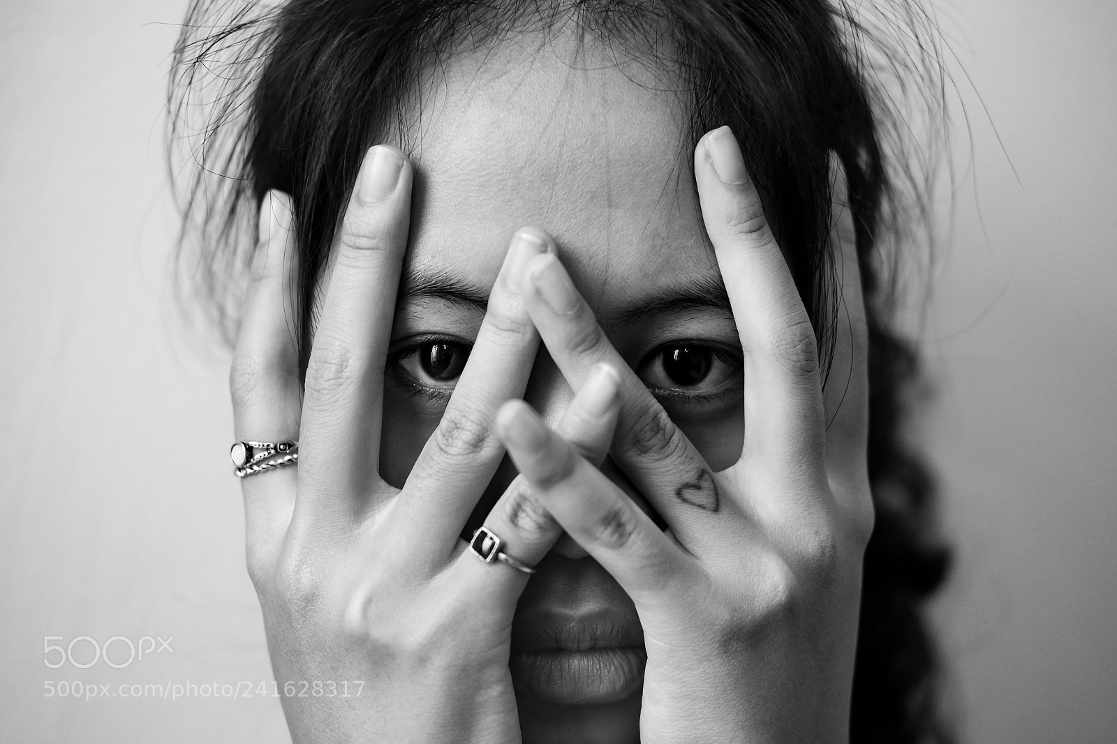 Fujifilm X-T10 sample photo. Creepy girl photography