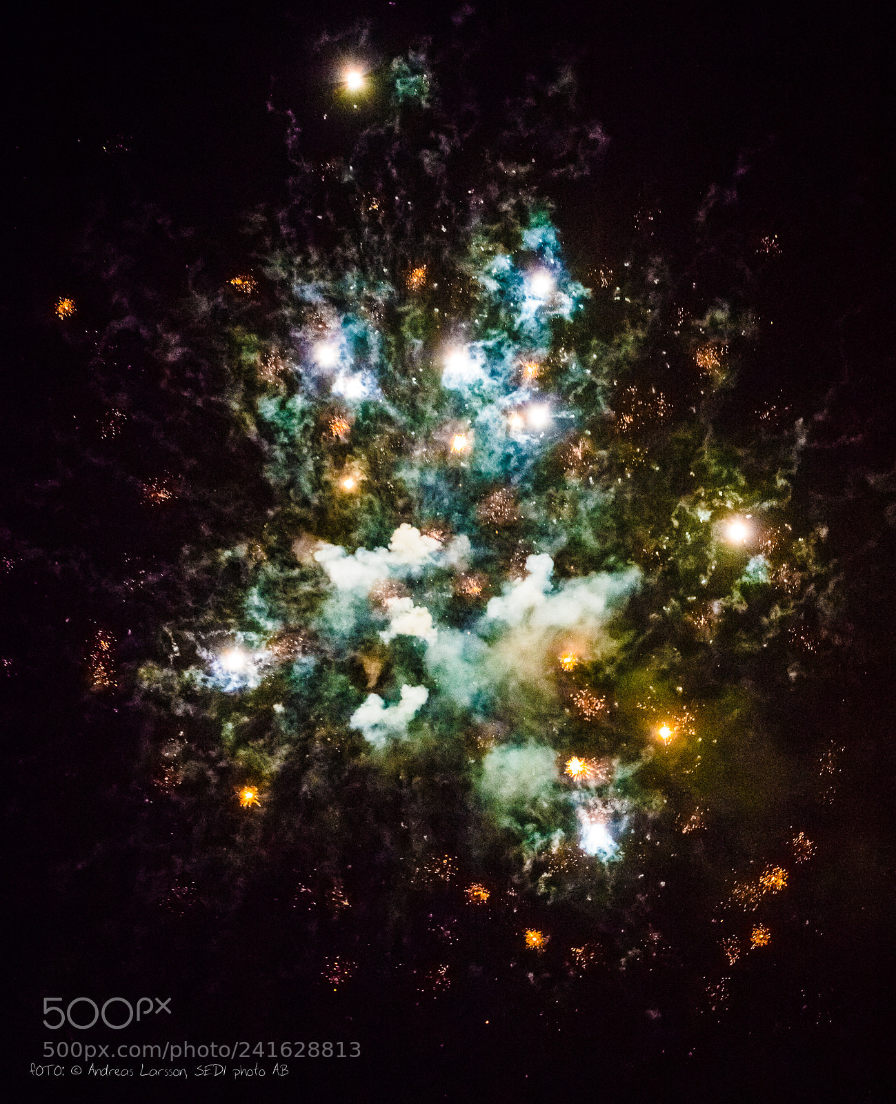 Canon EOS 5DS sample photo. Fireworks photography