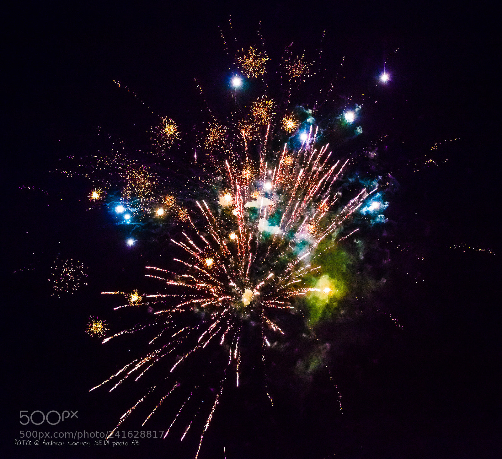 Canon EOS 5DS sample photo. Fireworks photography