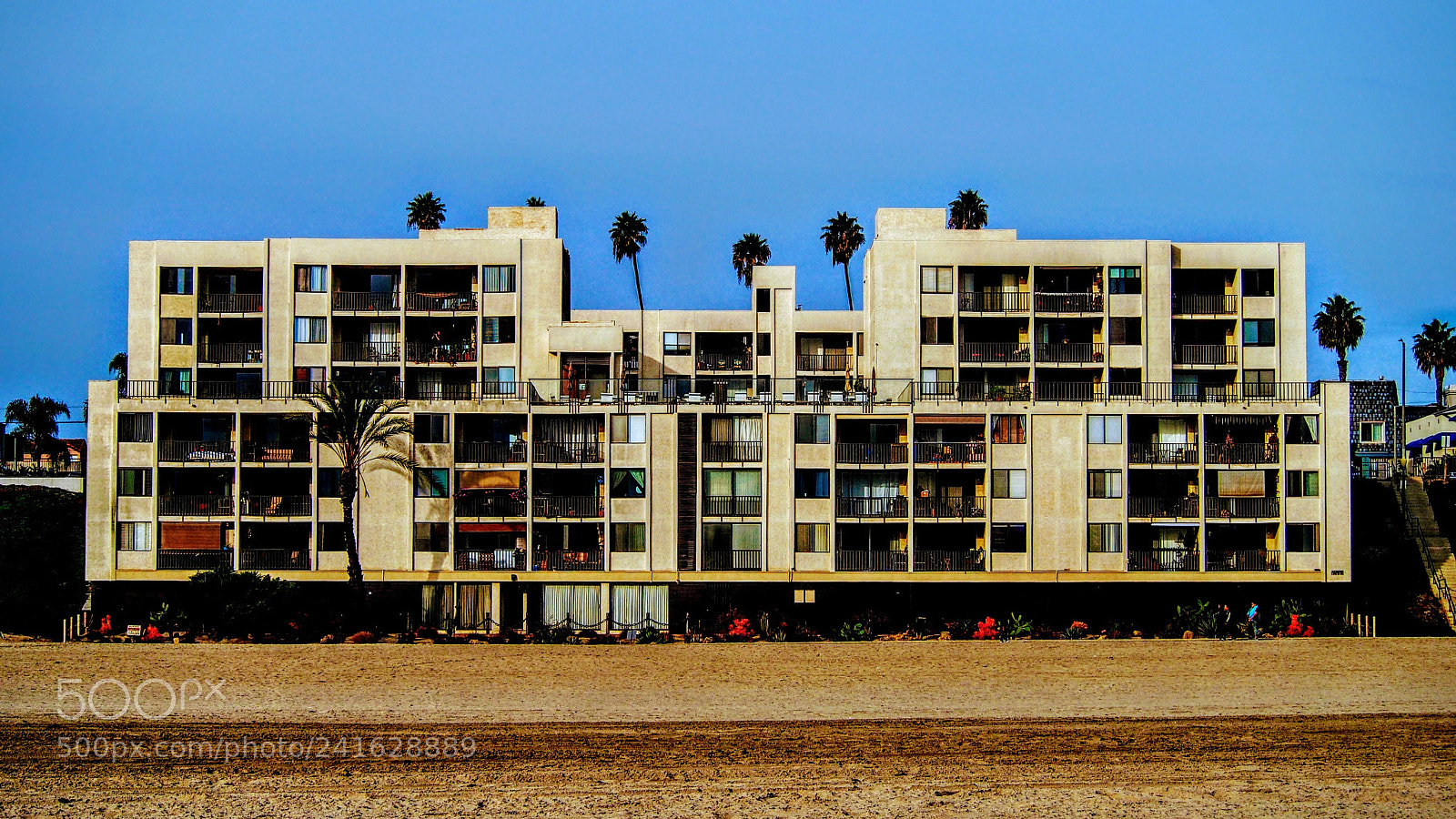 Olympus PEN E-PL5 sample photo. Simetry beach photography