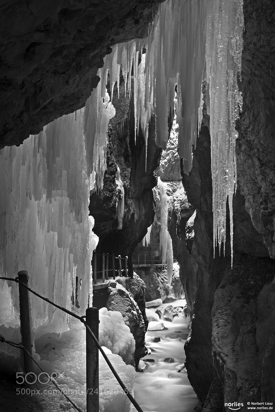 Canon EOS 5D sample photo. Ice world photography