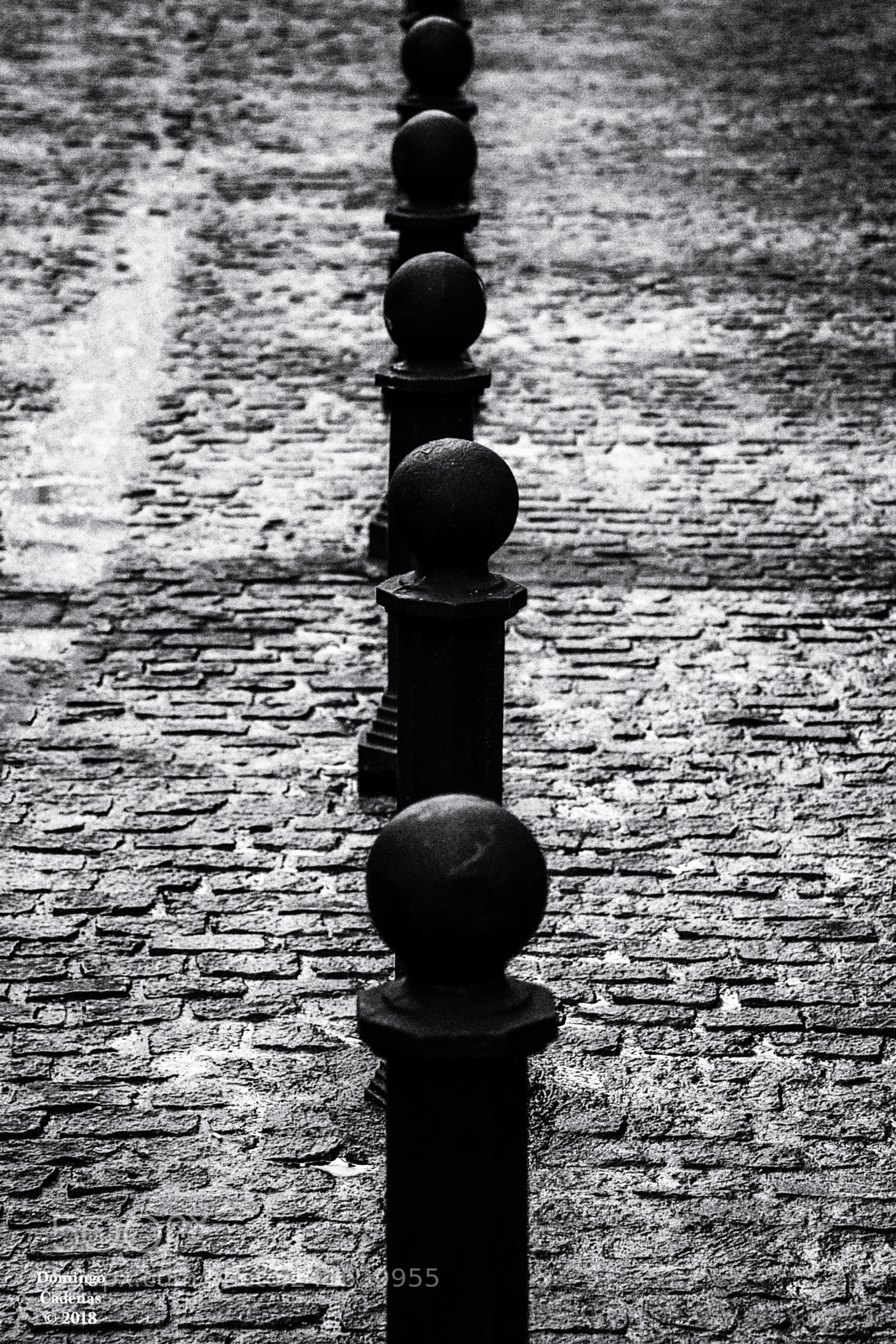 Olympus OM-D E-M10 II sample photo. Urban photography