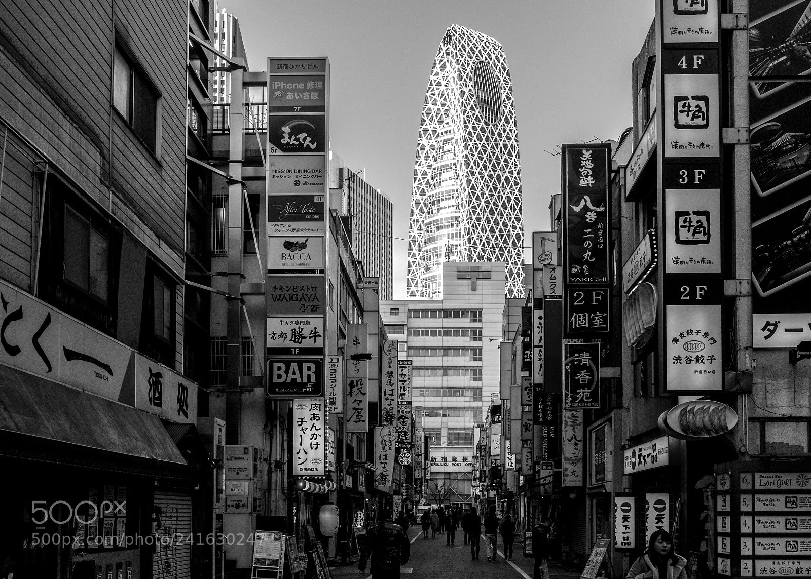 Panasonic Lumix DMC-GX8 sample photo. Shinjuku photography