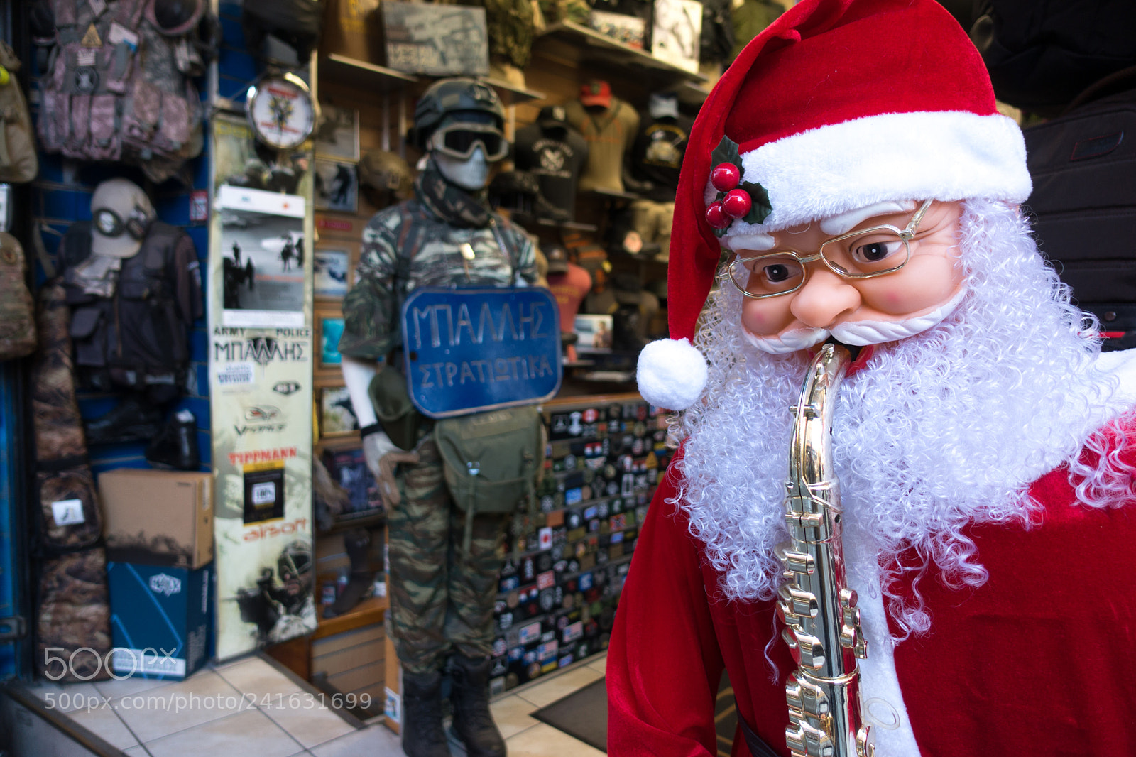Sony Cyber-shot DSC-RX100 III sample photo. Santa warrior photography