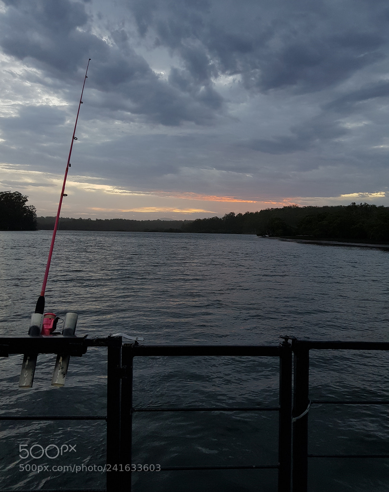 Samsung Galaxy S8+ sample photo. Setting sun clyde river. photography