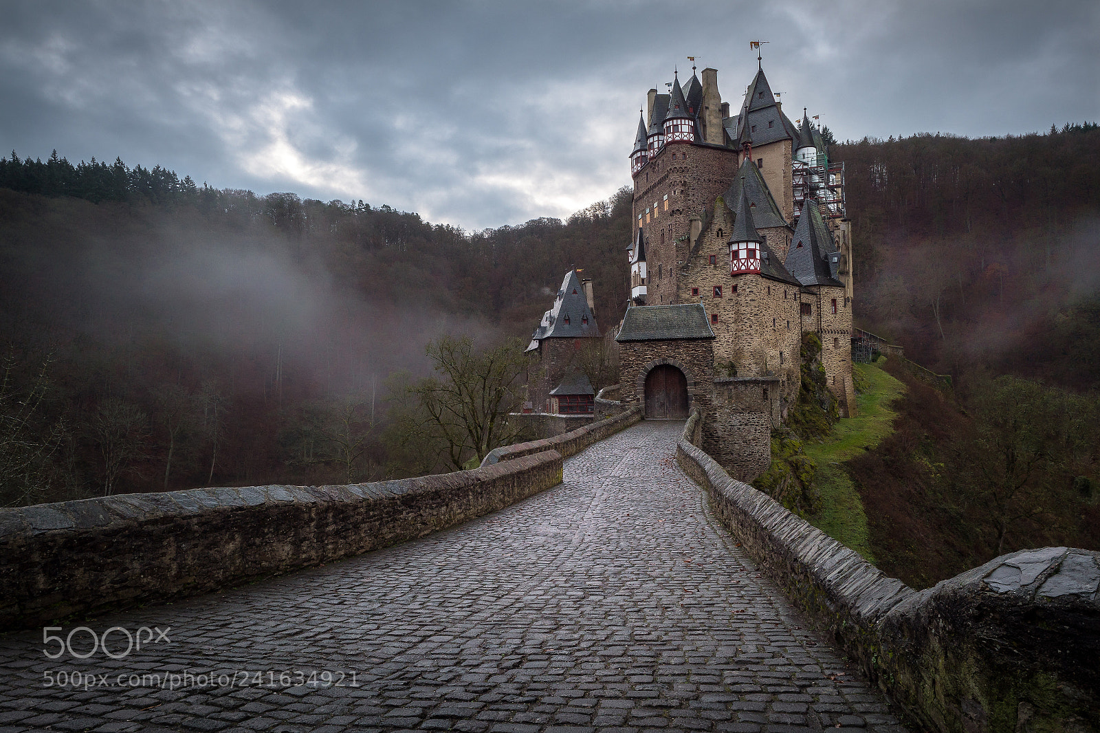 Panasonic Lumix DMC-GX8 sample photo. Burg eltz photography