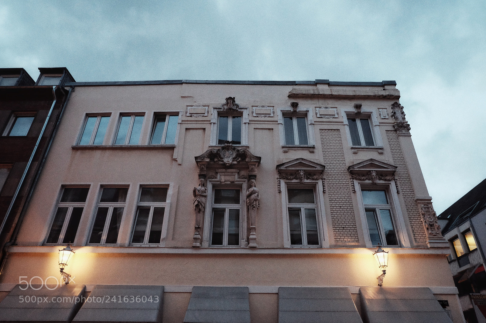 Fujifilm X-T10 sample photo. Buildings of düsseldorf 2 photography