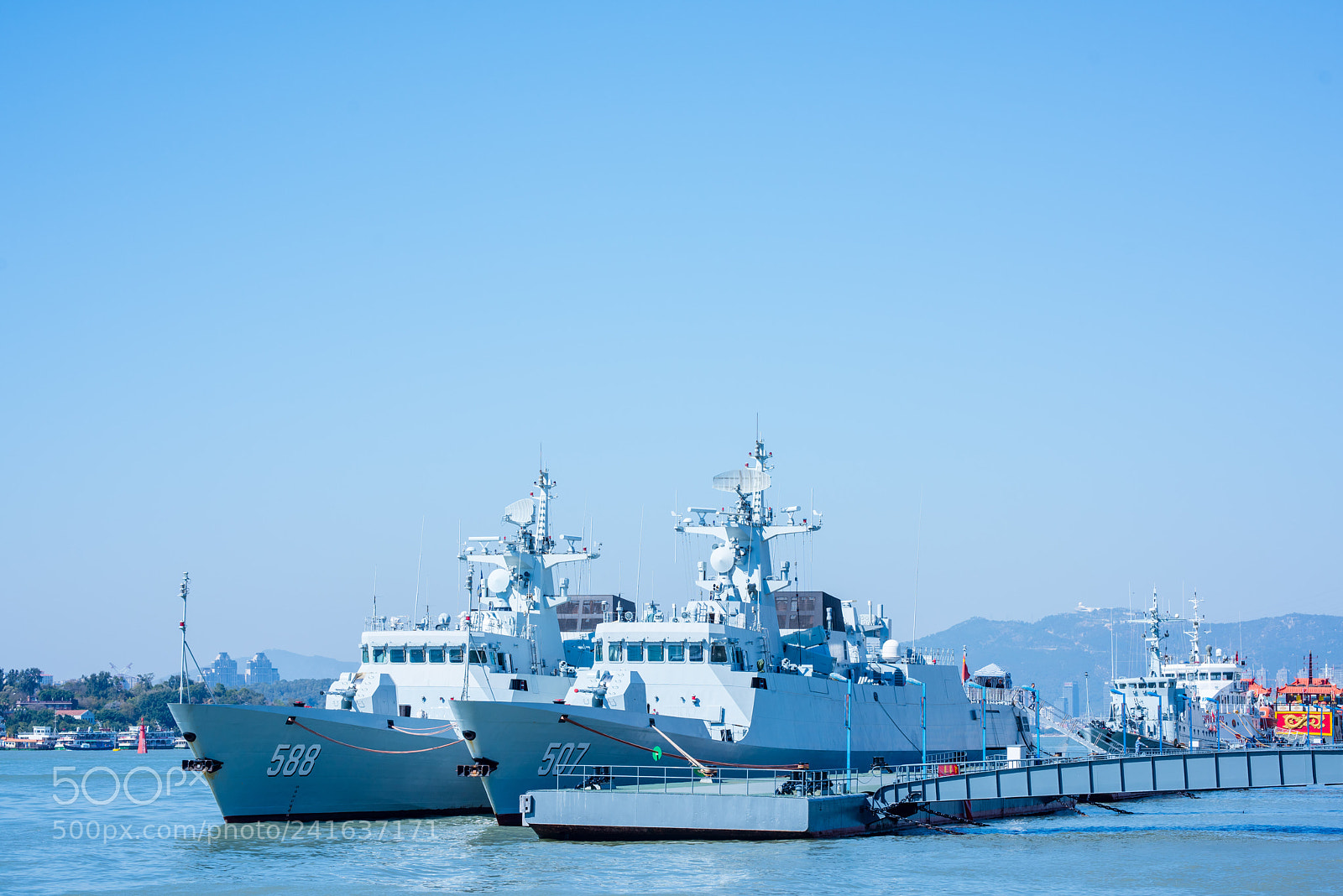 Nikon D810 sample photo. Good weather photography