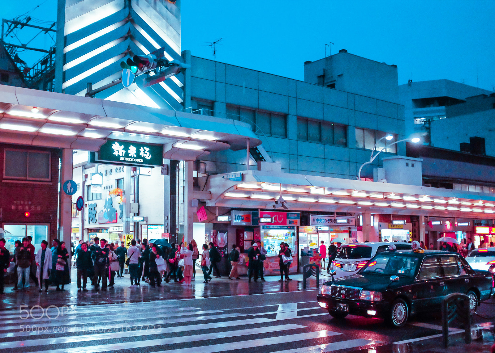 Fujifilm X100T sample photo. 新京極 photography