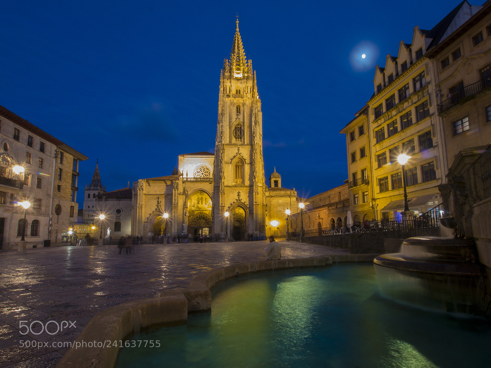 Panasonic Lumix DMC-G6 sample photo. Plaza de la catedral photography