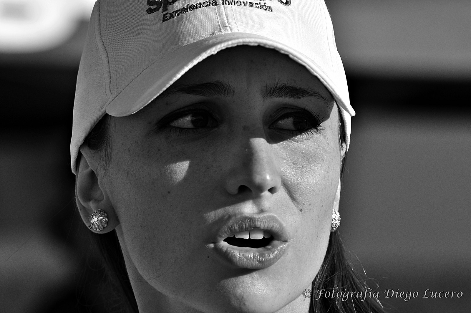 Nikon D90 sample photo. Woman photography