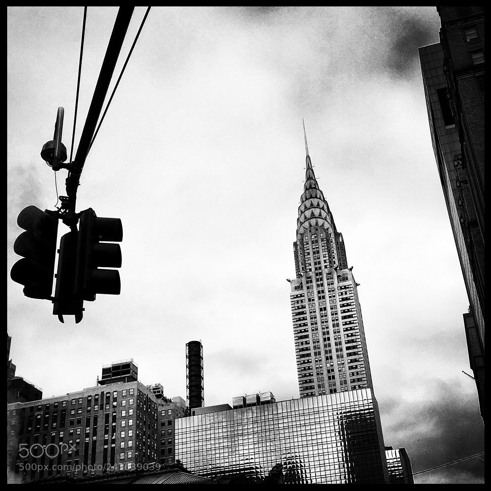 Apple iPhone 6s Plus sample photo. Chrysler building photography