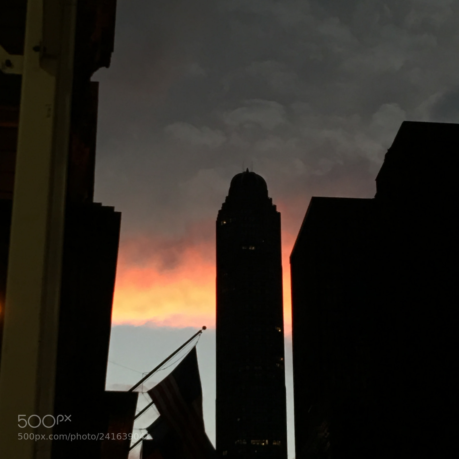 Apple iPhone 6s Plus sample photo. Nyc sunset photography