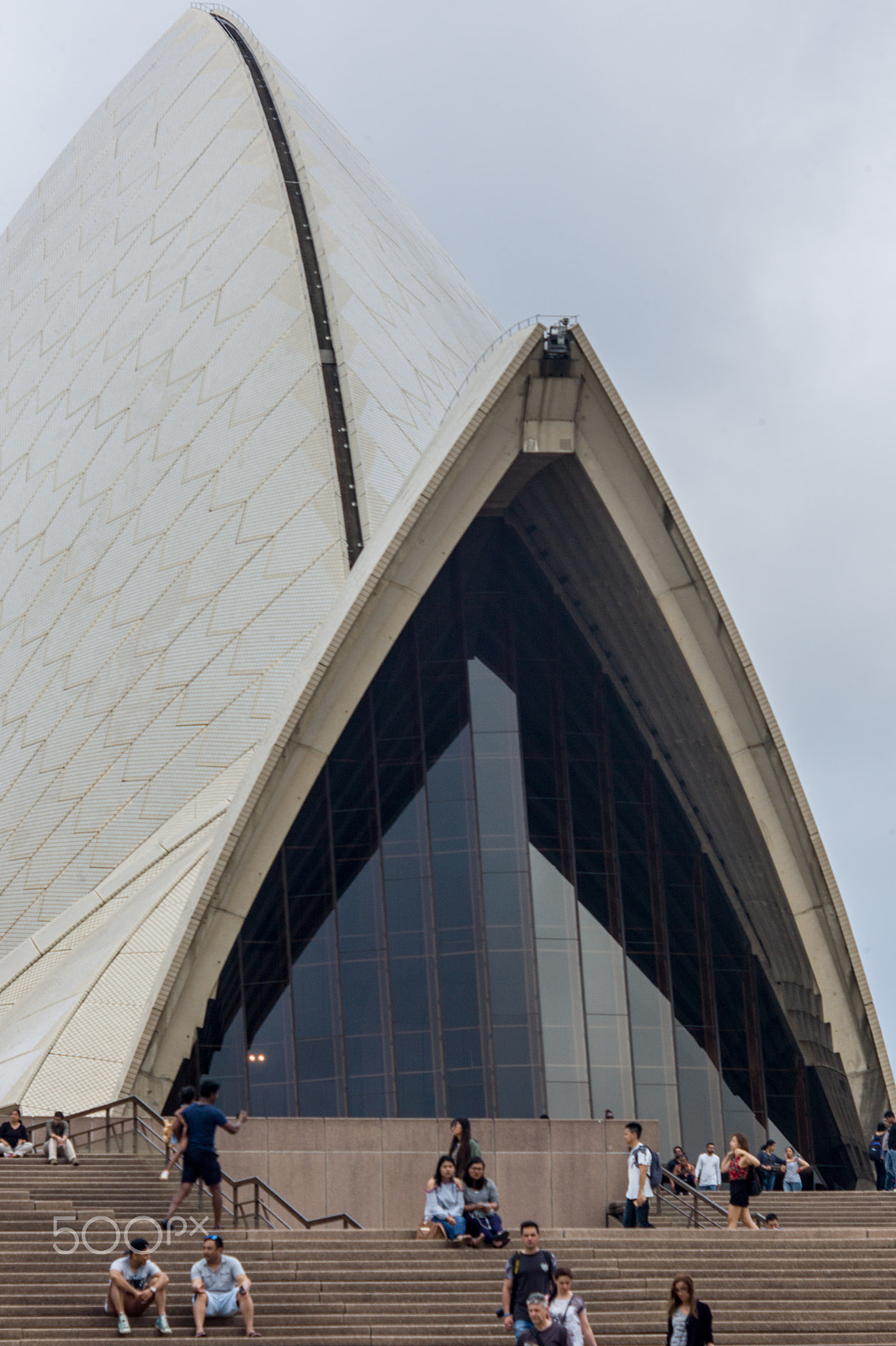 Leica M9 + Tele-Elmar-M 135mm f/4 (II) sample photo. Opera house photography