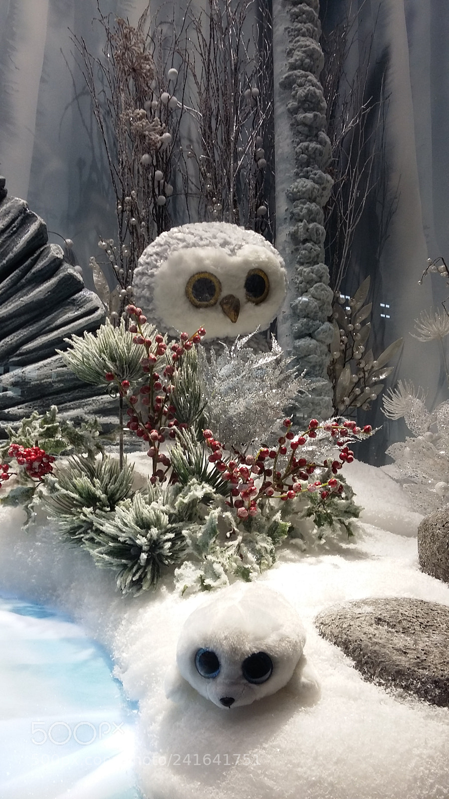 Samsung Galaxy A3 sample photo. Winter window scene photography