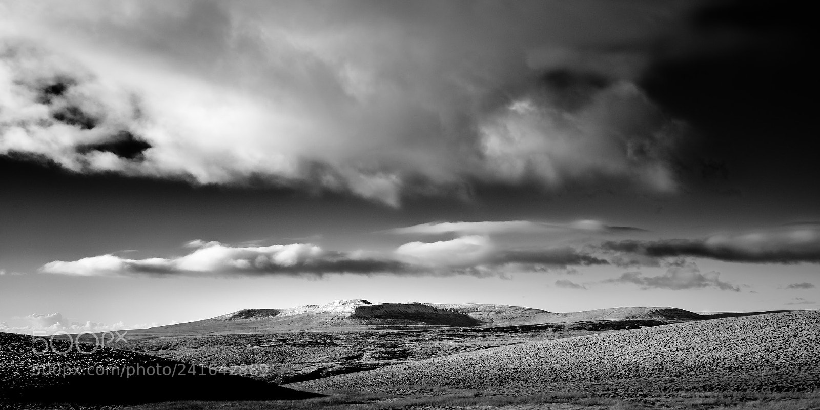 Fujifilm X-T1 sample photo. Ingleborough photography