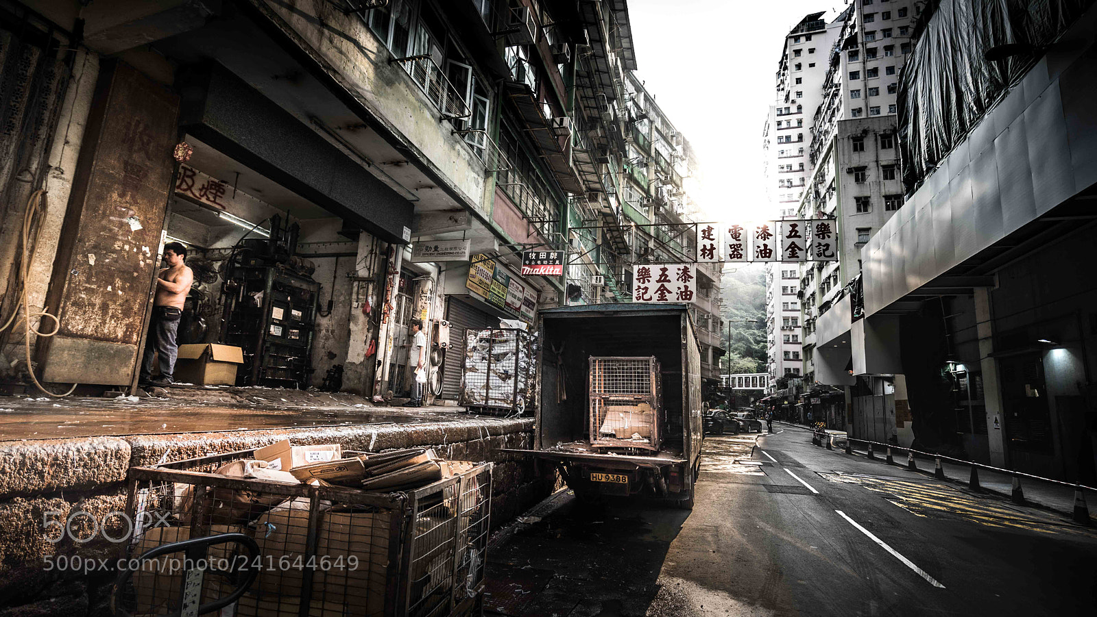 Sony a7R sample photo. Back alley photography