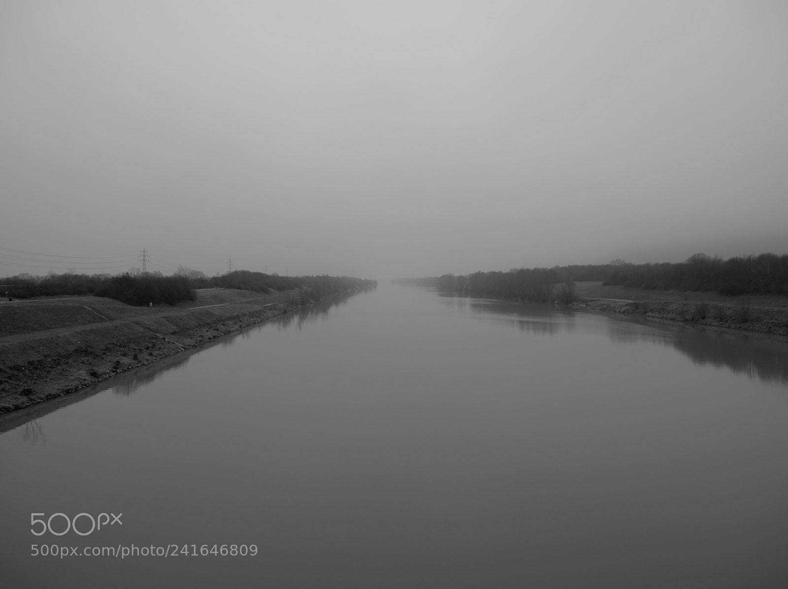 Olympus OM-D E-M10 II sample photo. Tristesse photography