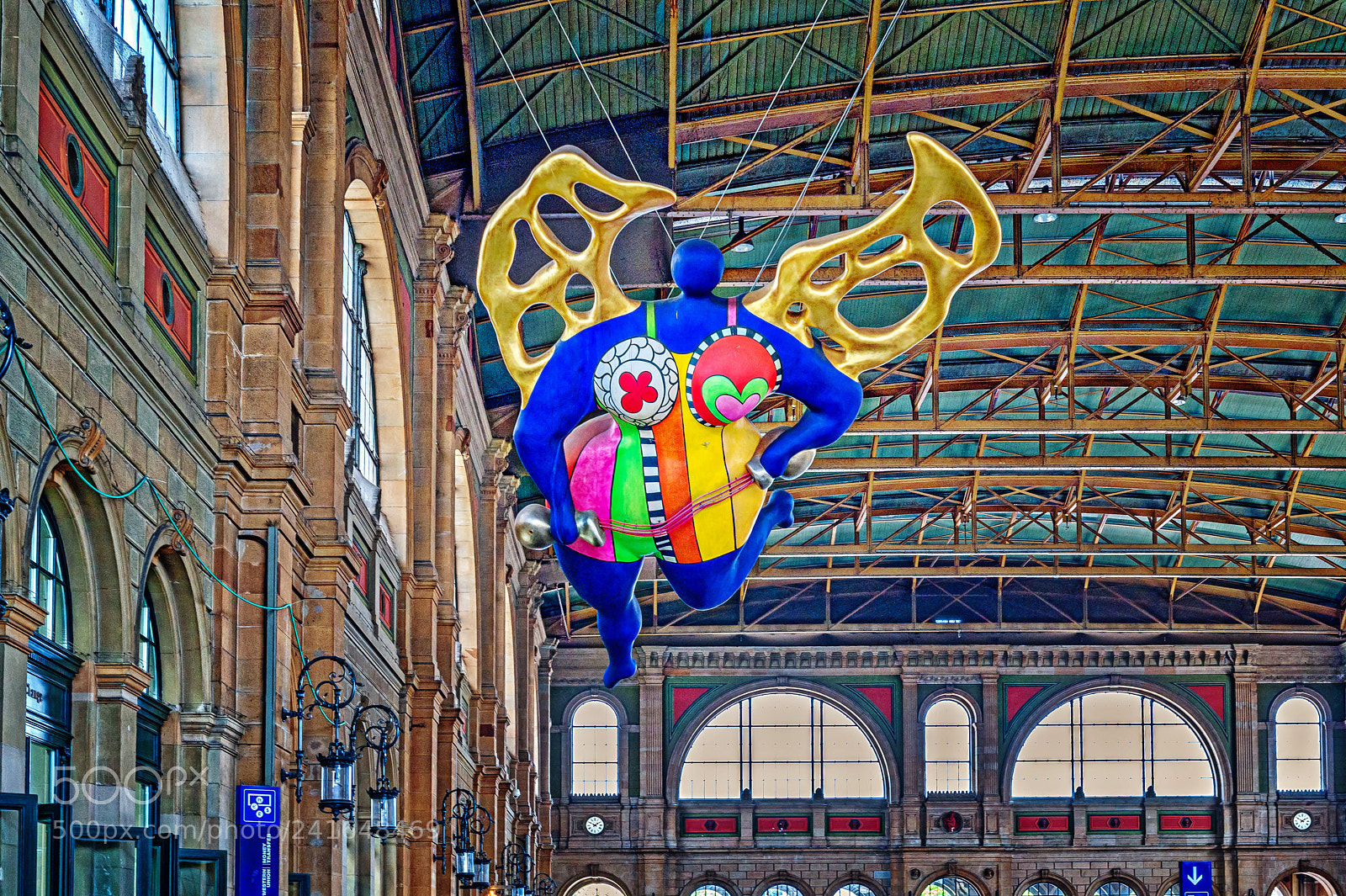 Nikon D4S sample photo. Inside train station z photography