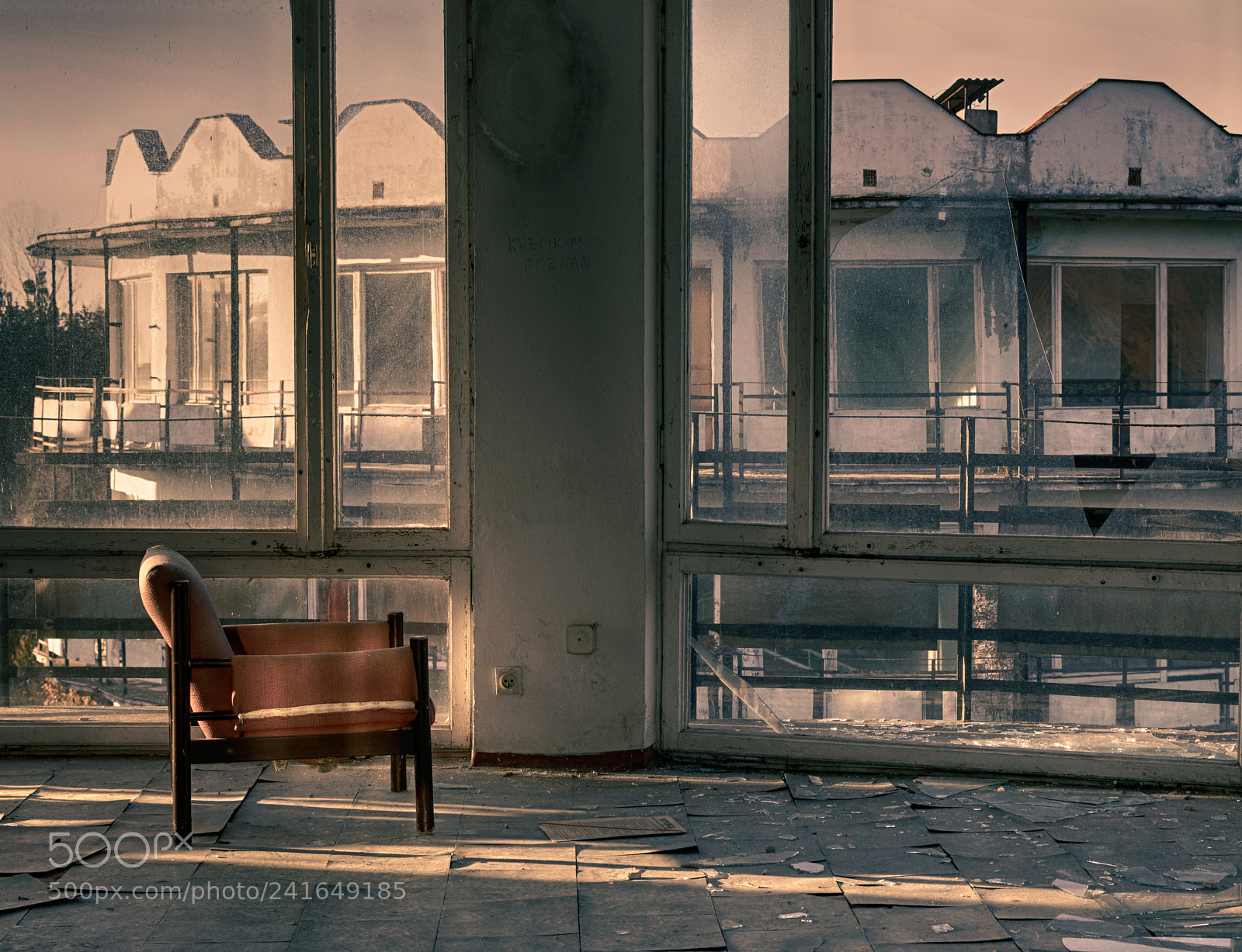 Nikon D5000 sample photo. Chair photography