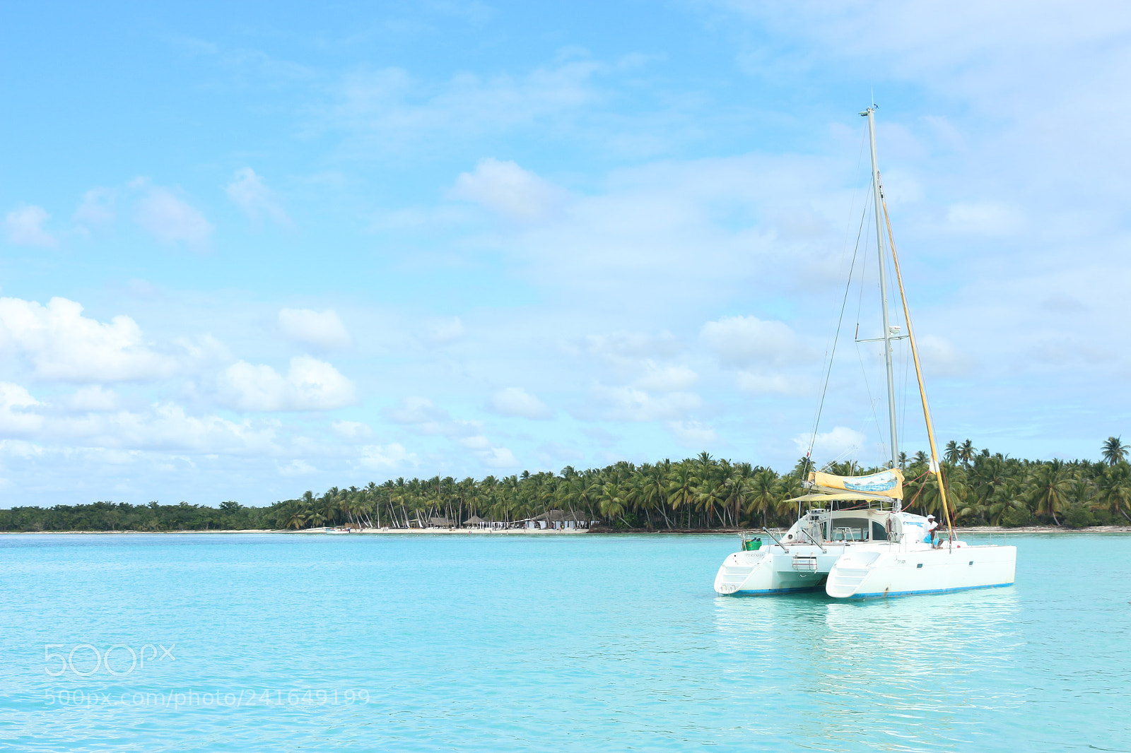 Canon EOS 650D (EOS Rebel T4i / EOS Kiss X6i) sample photo. Road to saona island photography