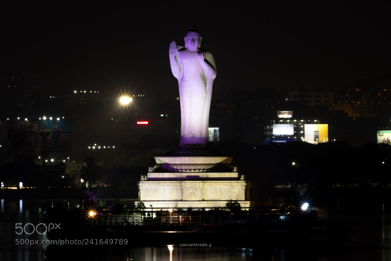 Canon EOS 77D (EOS 9000D / EOS 770D) sample photo. Buddha statue photography