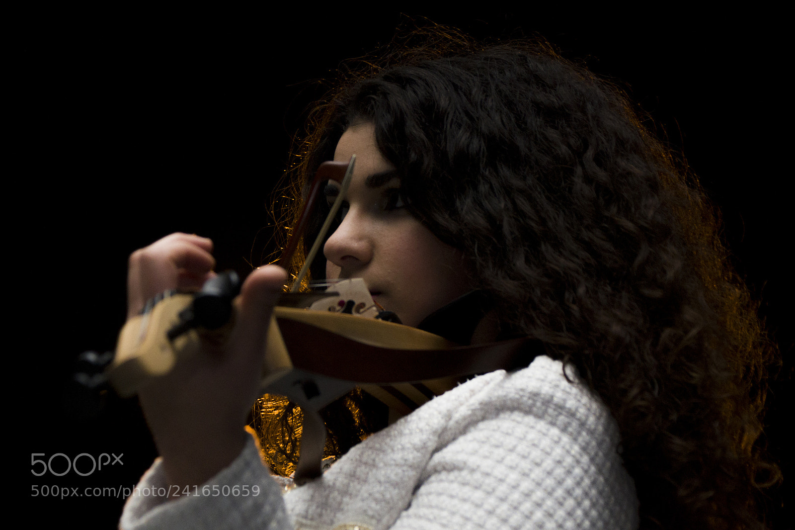Nikon D3100 sample photo. La violinista. photography