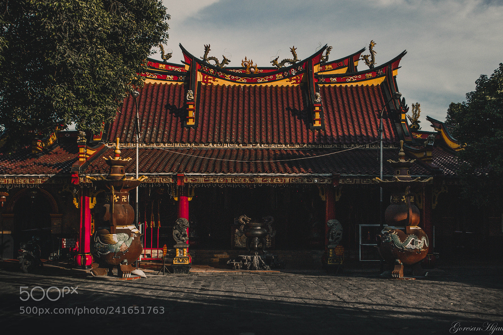 Nikon D3100 sample photo. Chinese tample photography
