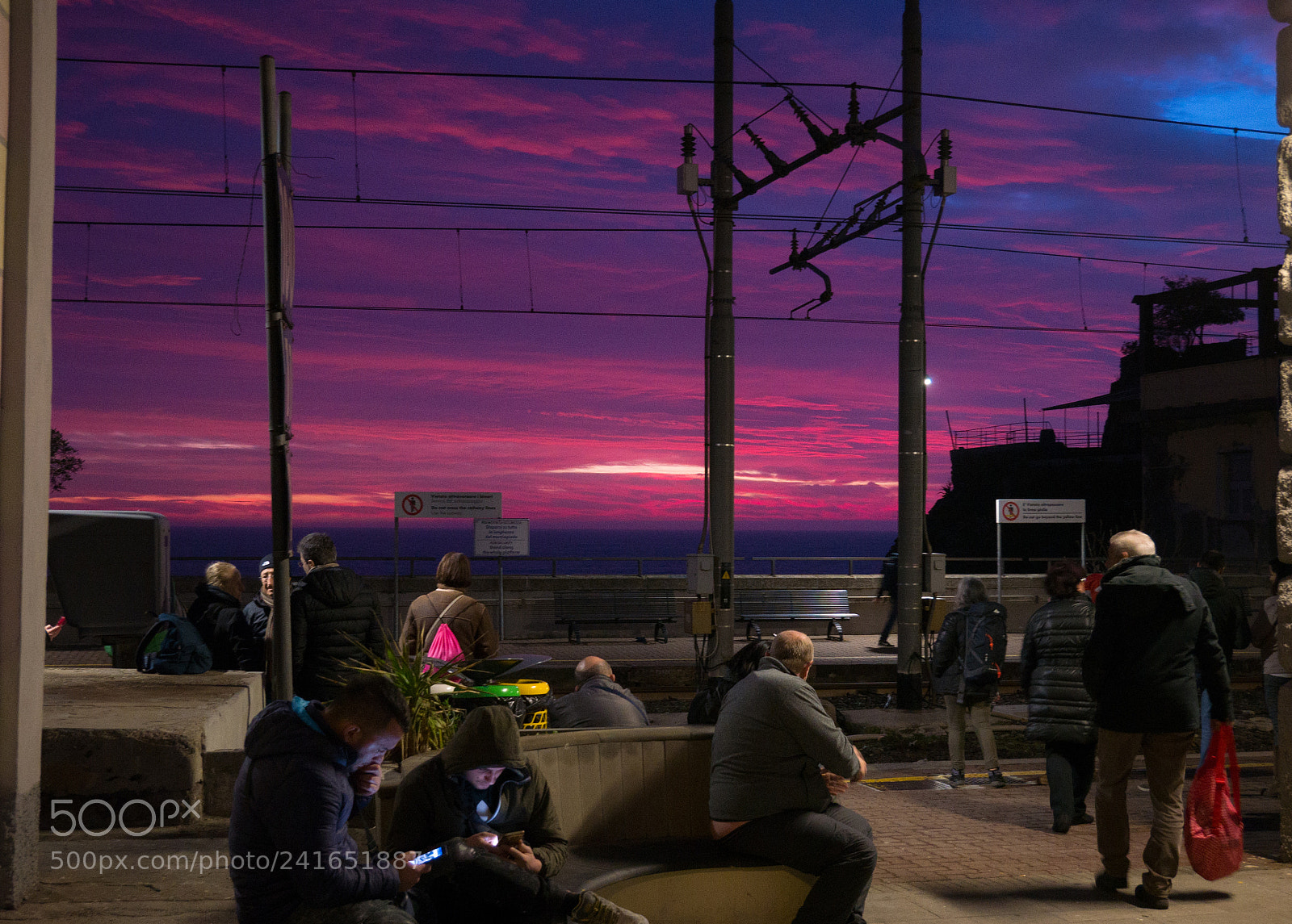 Panasonic Lumix DMC-G85 (Lumix DMC-G80) sample photo. Stazione riomaggiore photography