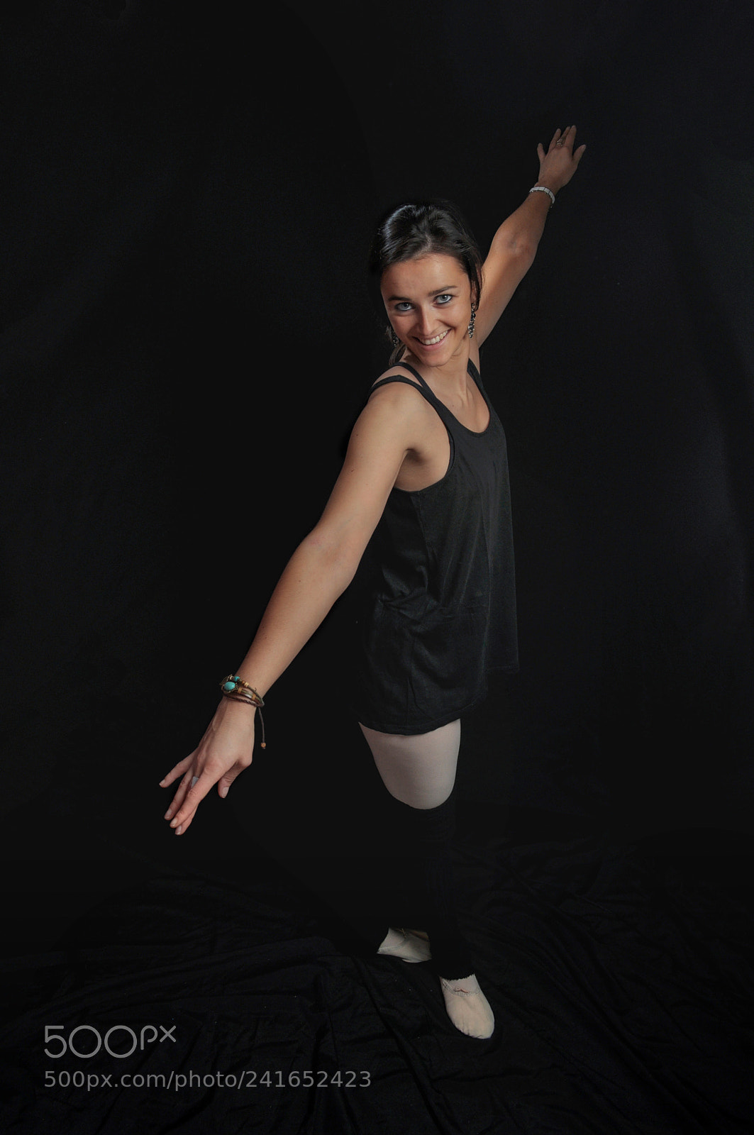 Nikon D5000 sample photo. Posing ballerina photography