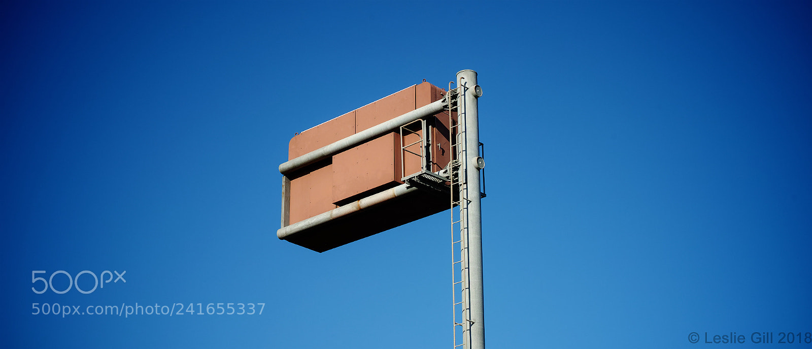 Sigma sd Quattro sample photo. Big box photography