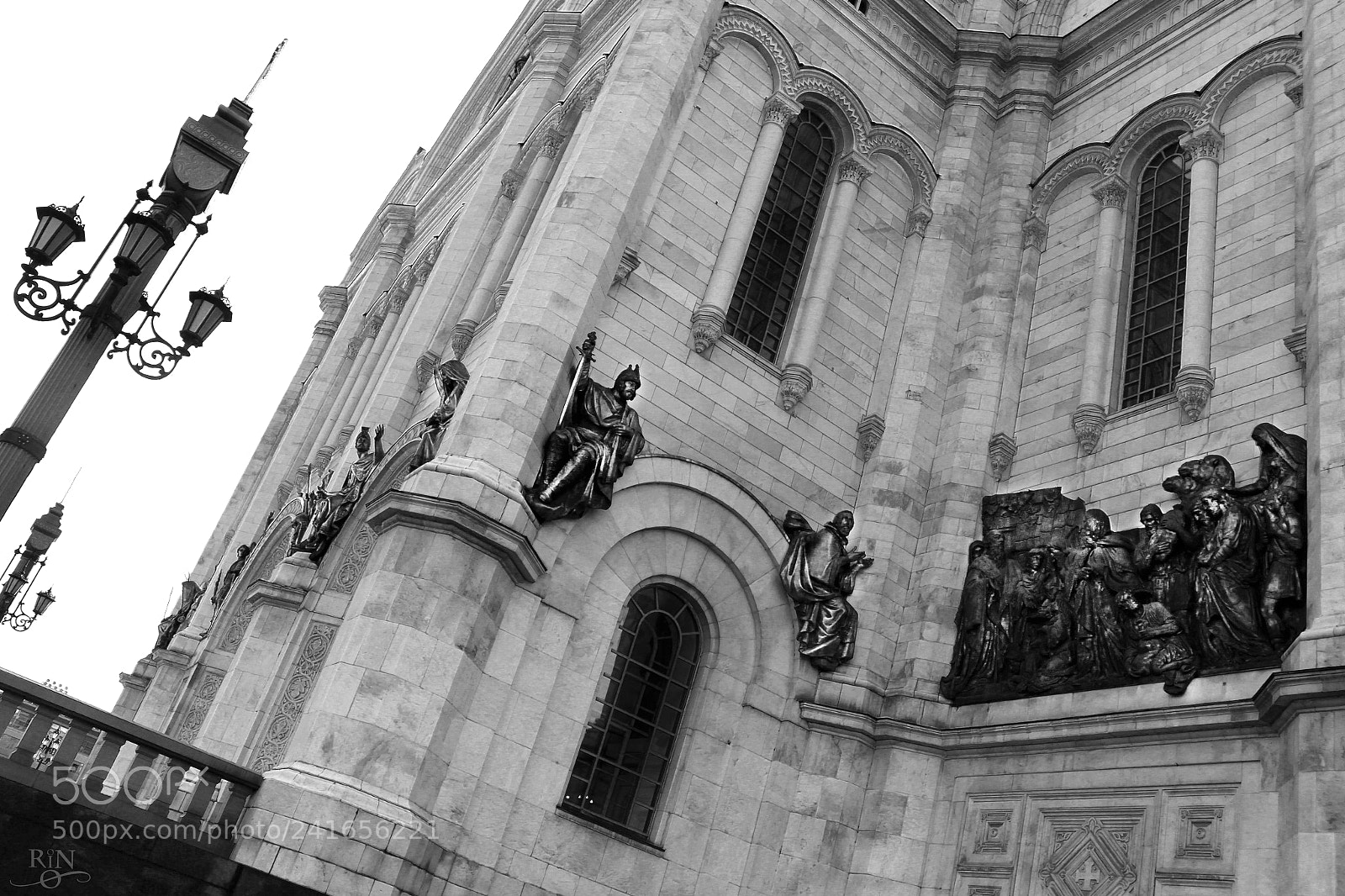 Canon EOS 1200D (EOS Rebel T5 / EOS Kiss X70 / EOS Hi) sample photo. Cathedral's sculptures photography