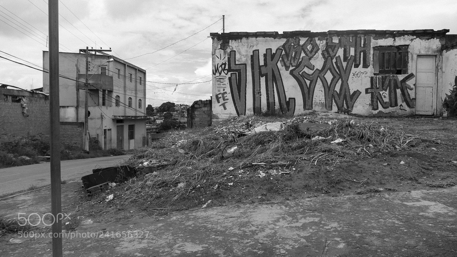 Sony Alpha NEX-5T sample photo. La haine photography