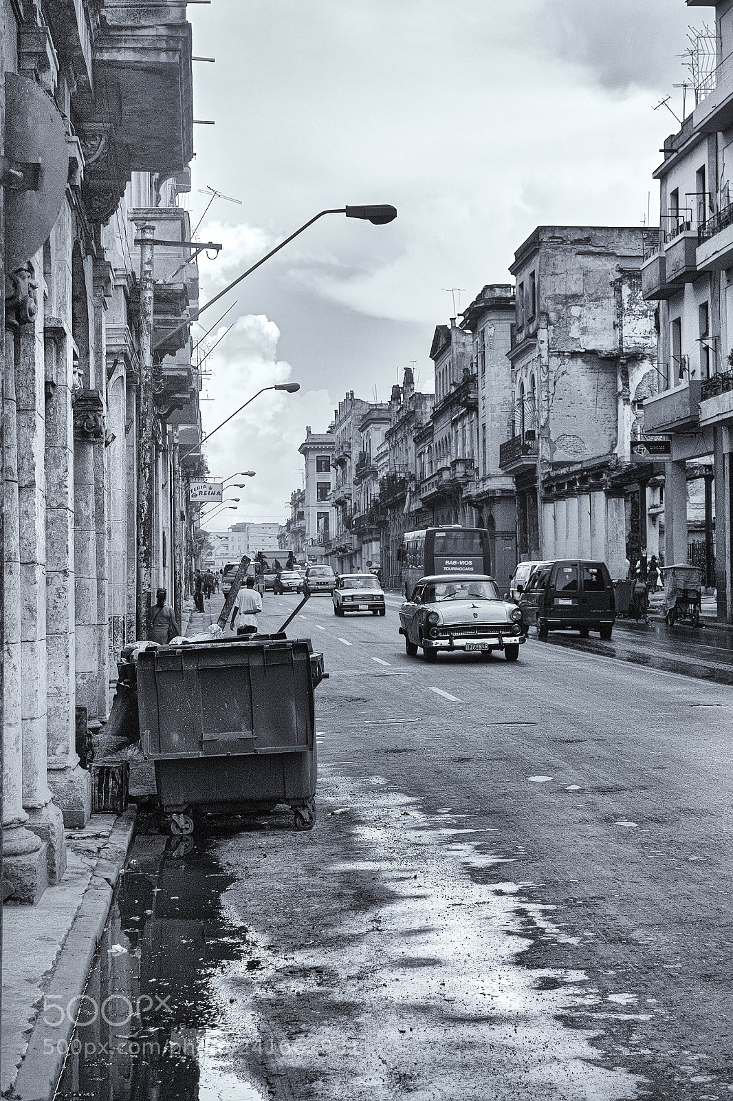 Nikon D3100 sample photo. Calle reina, havana cuba photography
