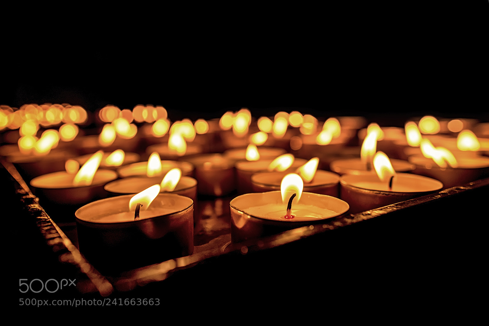 Fujifilm X-Pro1 sample photo. More than lights photography