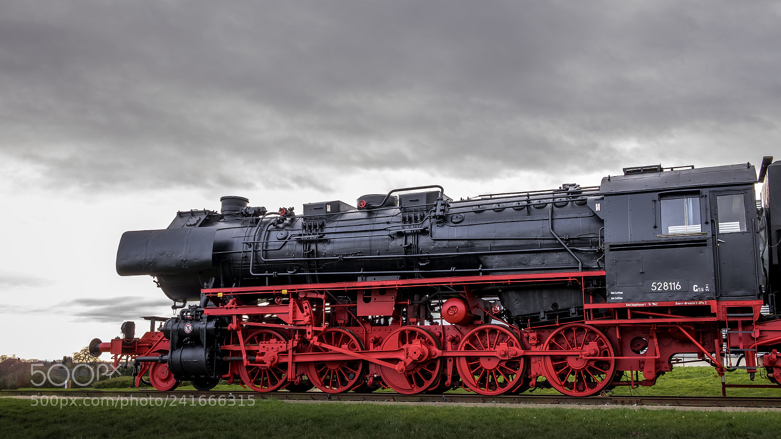 Fujifilm X-T10 sample photo. Eisenbahn photography