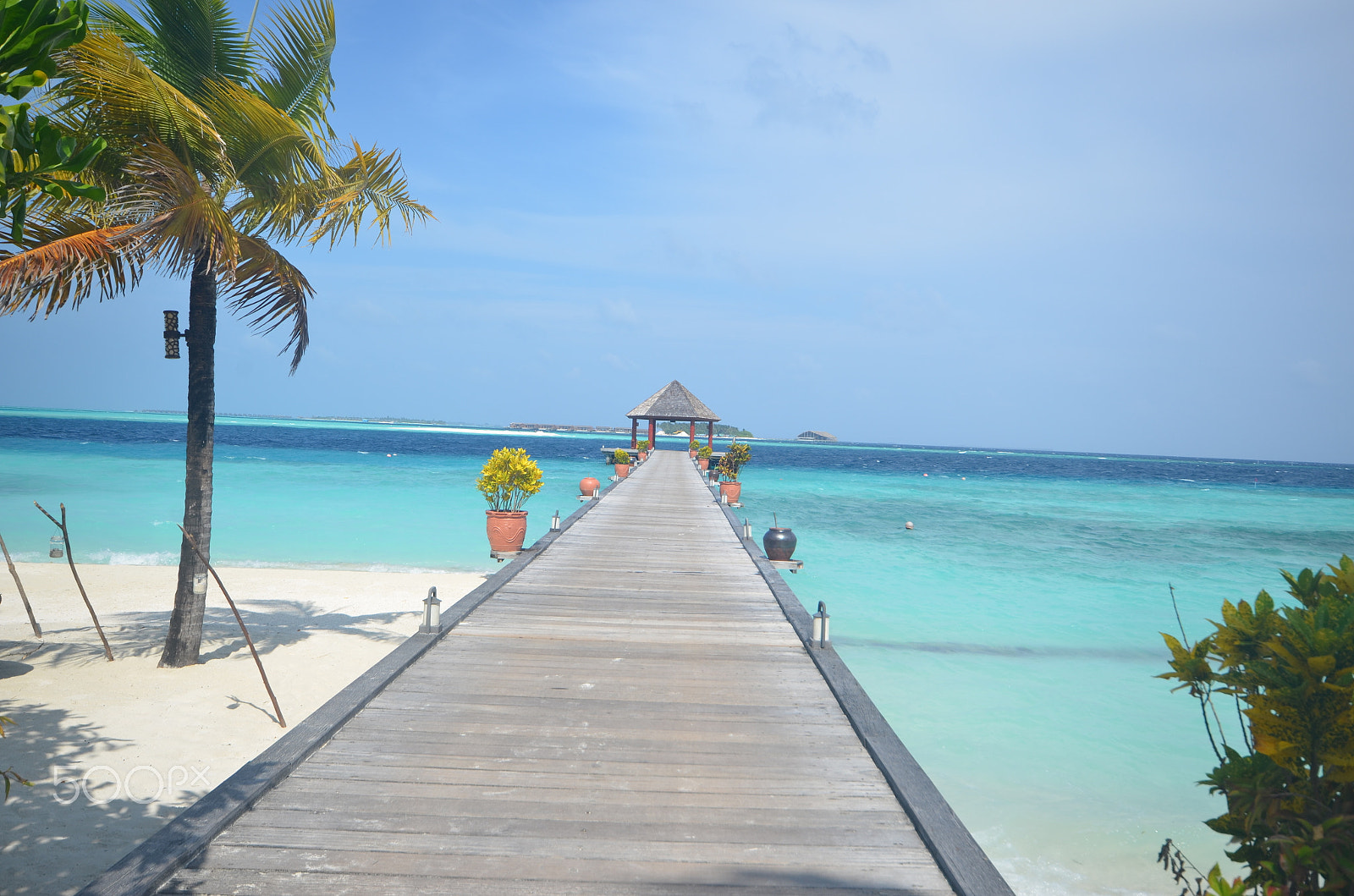 Nikon D7000 + Sigma 10-20mm F4-5.6 EX DC HSM sample photo. Dock in the maldives photography