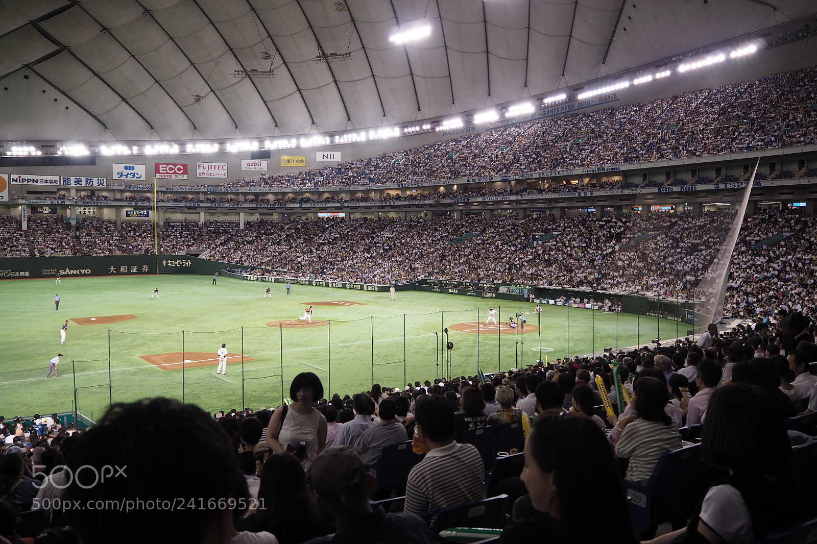 Olympus PEN E-PL7 sample photo. Olympus digital camera photography