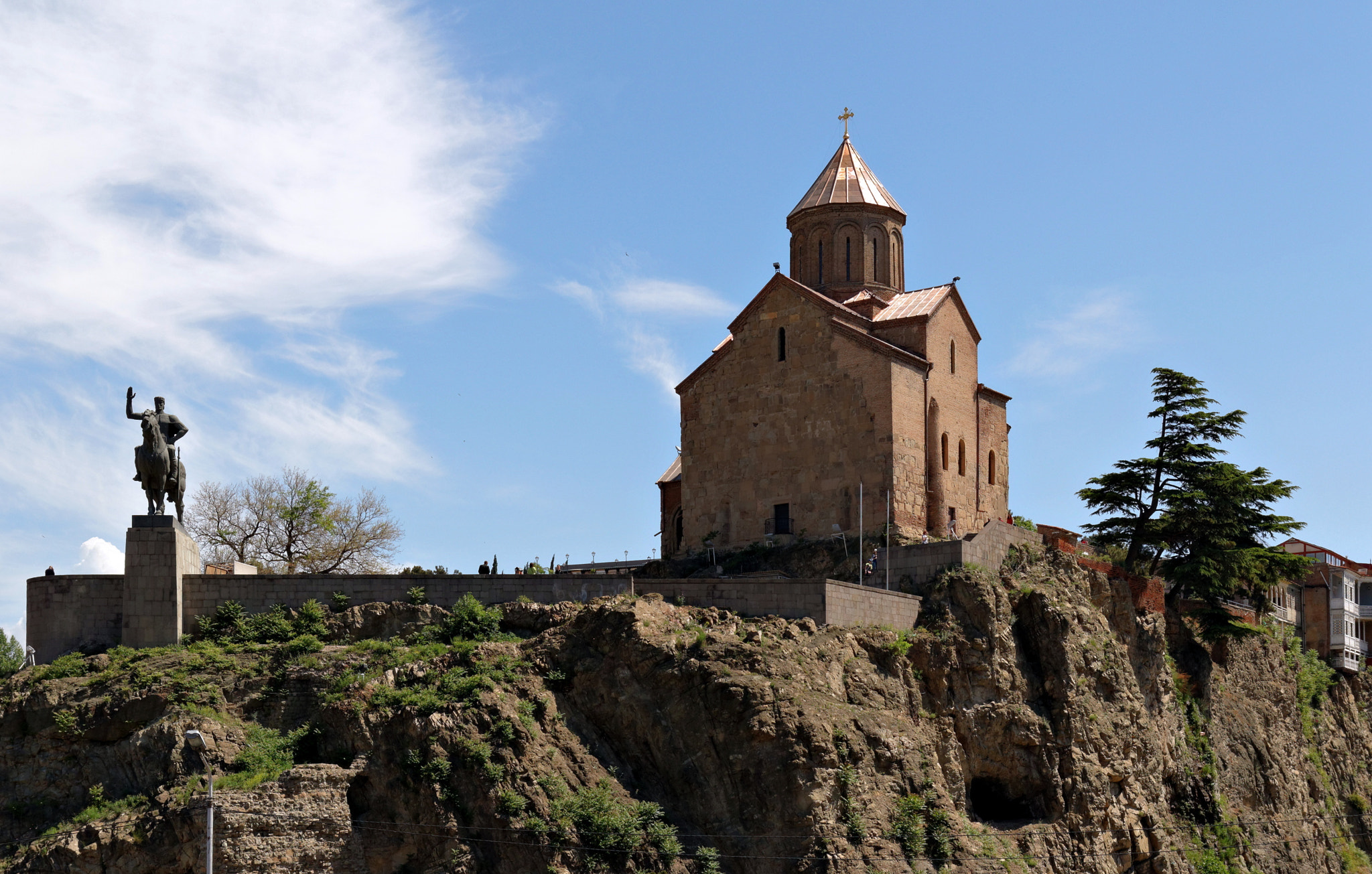 Tamron SP AF 17-50mm F2.8 XR Di II LD Aspherical (IF) sample photo. Tbilisi. the metekhi church of assumption photography