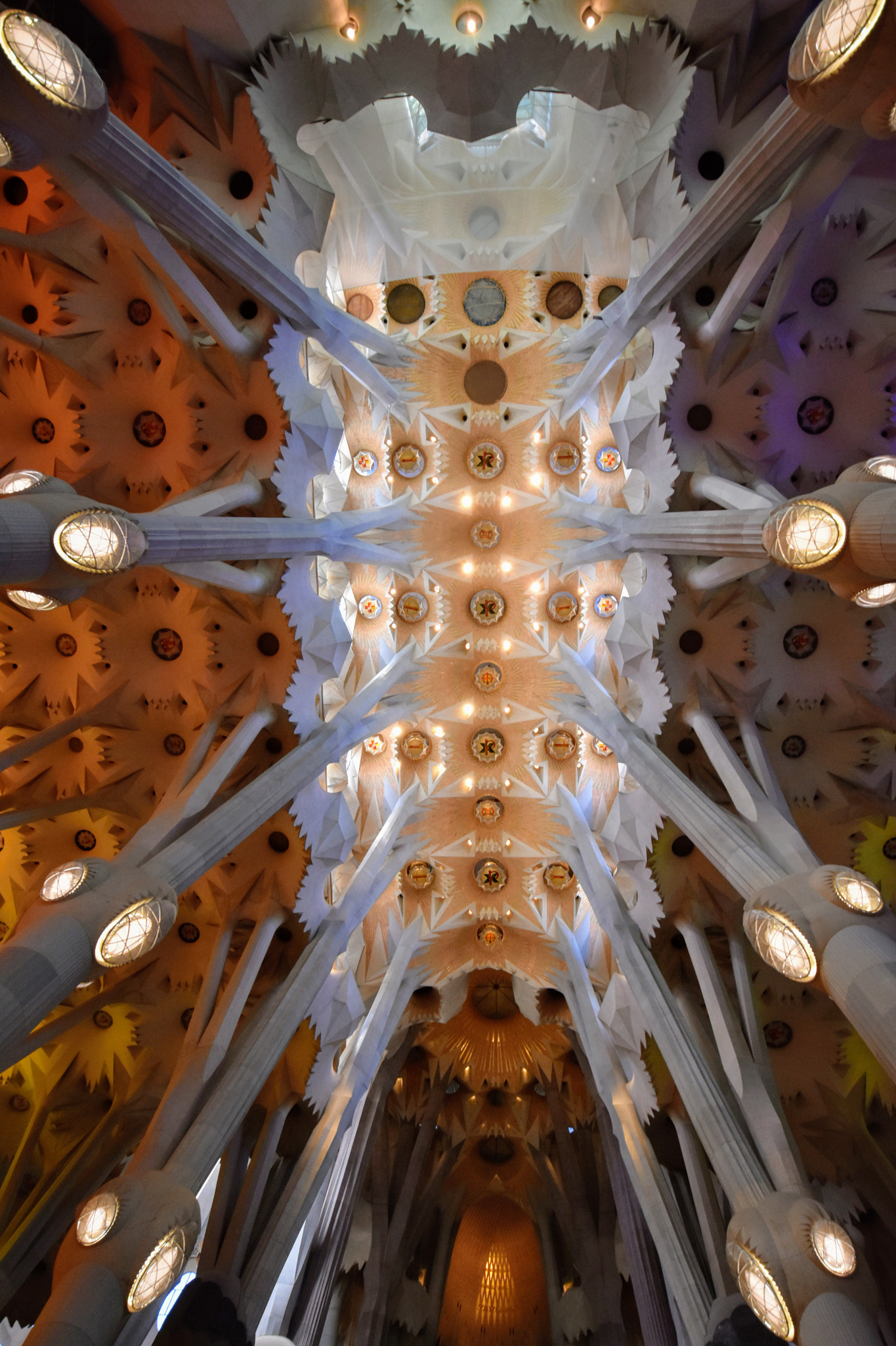 Sigma 10-20mm F4-5.6 EX DC HSM sample photo. Sagrada família! photography