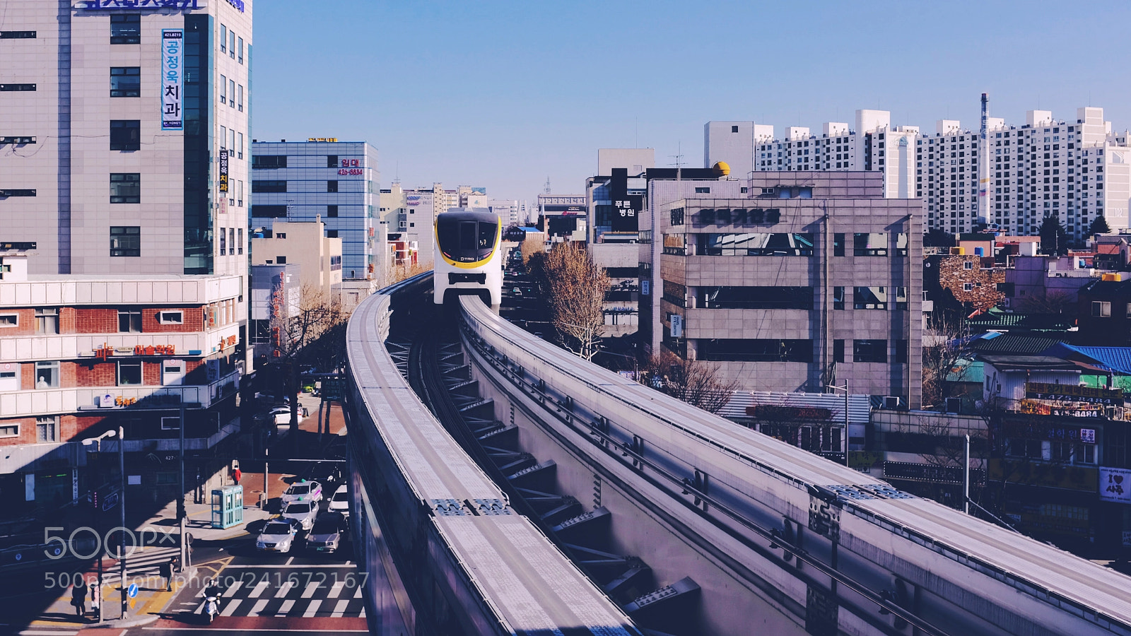 Fujifilm X100F sample photo. Monorail photography
