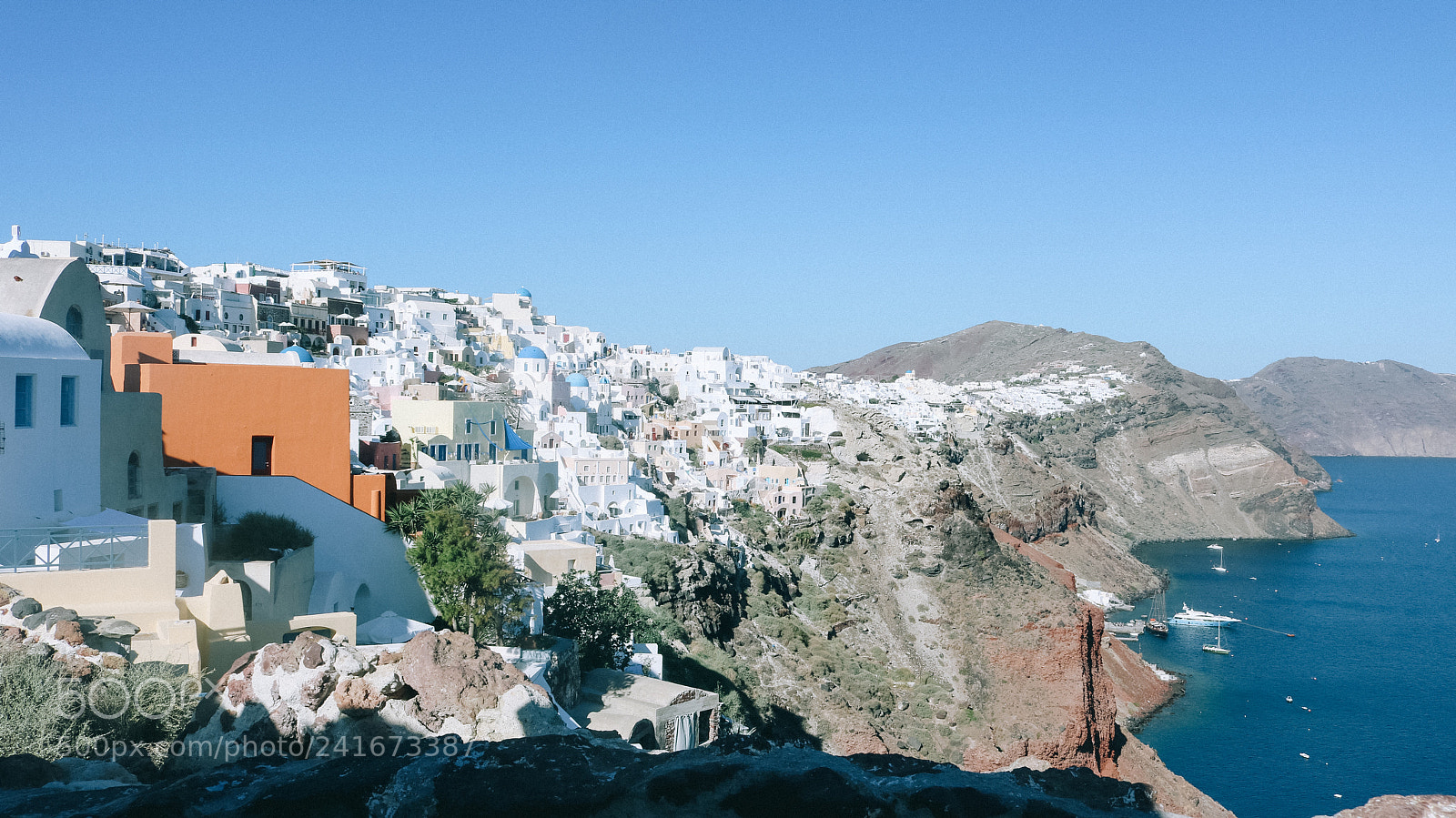 Canon EOS 750D (EOS Rebel T6i / EOS Kiss X8i) sample photo. Thira photography