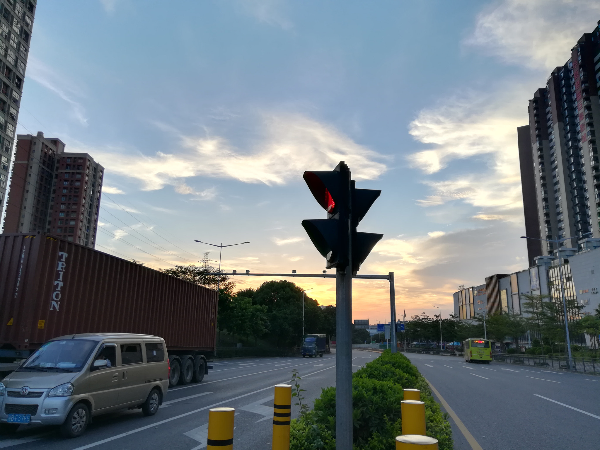 HUAWEI c??Eu?s 6X sample photo