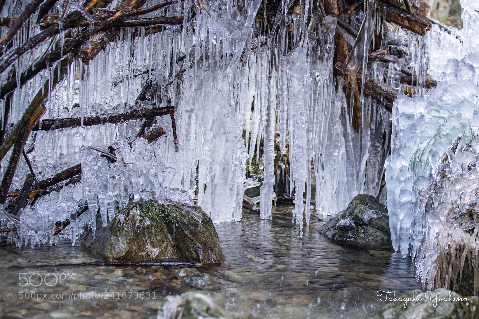 Sony a7R sample photo. 氷柱 photography