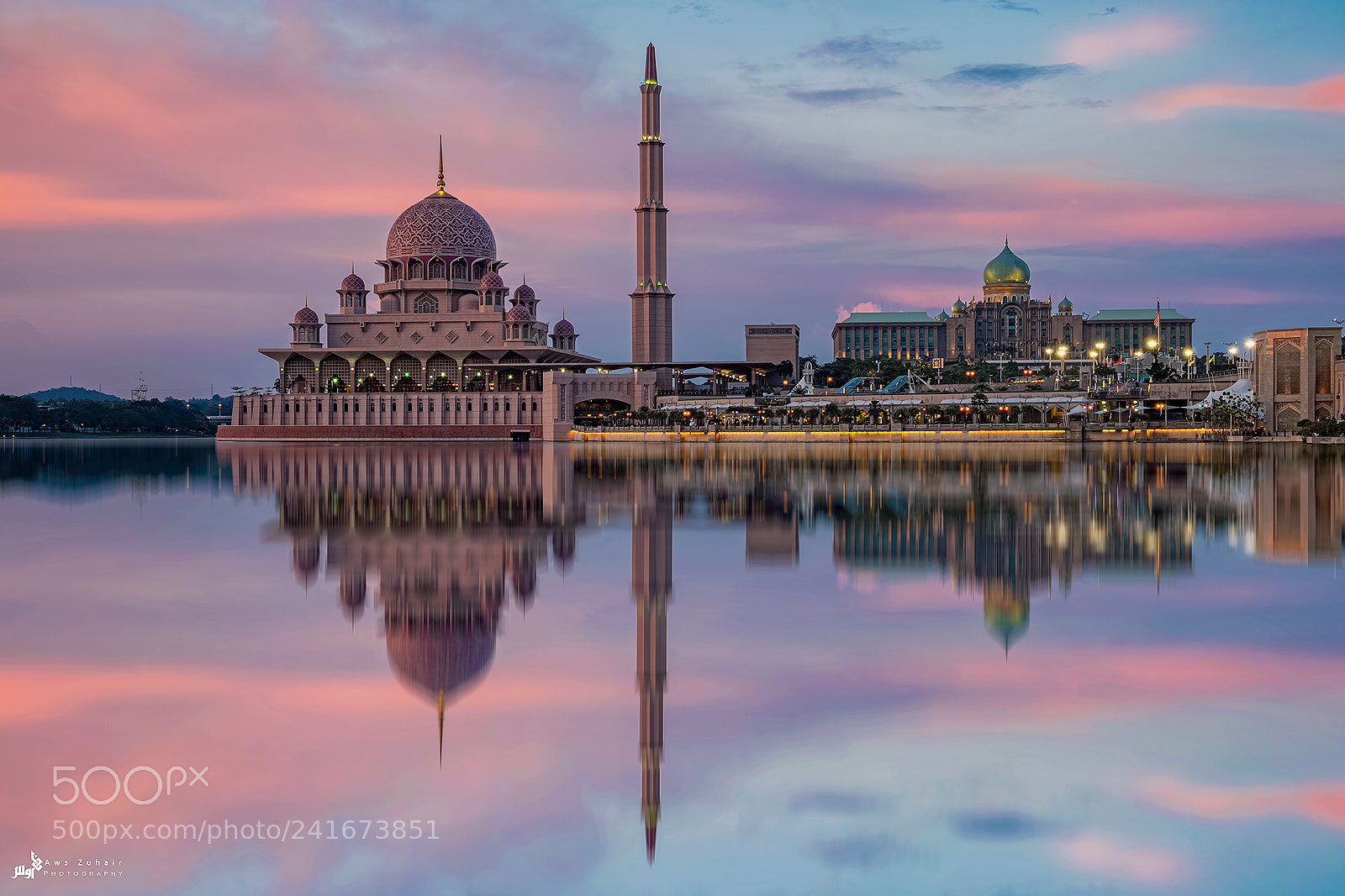 Fujifilm X-T2 sample photo. The red mosque photography