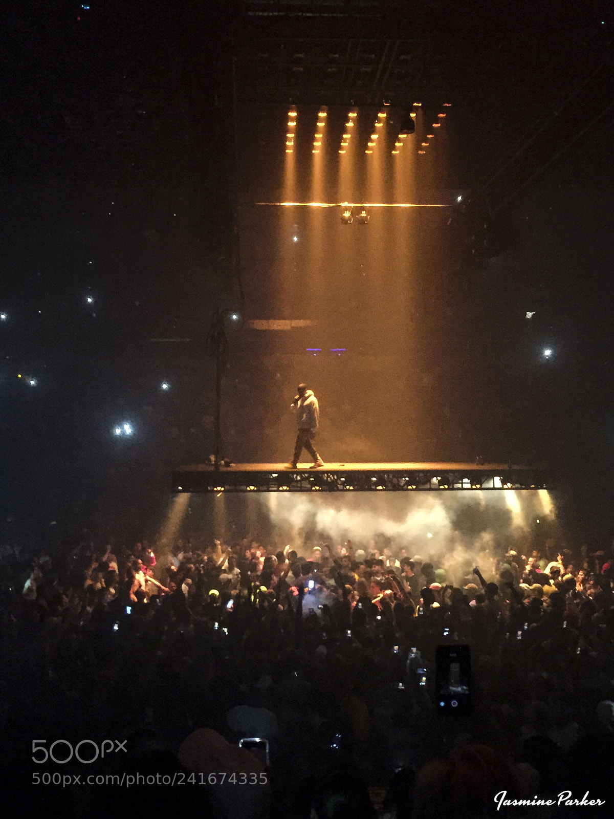 Apple iPhone 6 sample photo. Kanye west the life photography