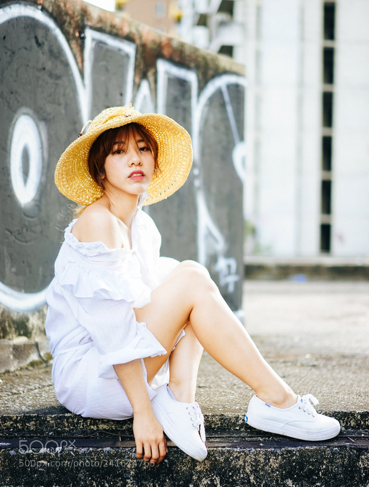 Sony a7 sample photo. Hat photography