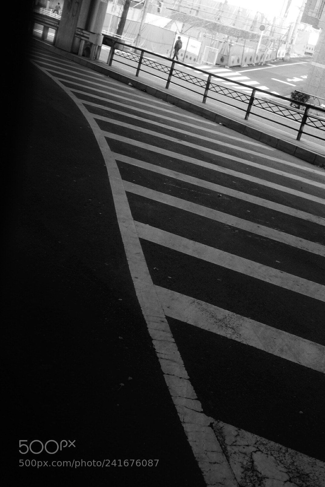 Sony a7 II sample photo. Curved photography