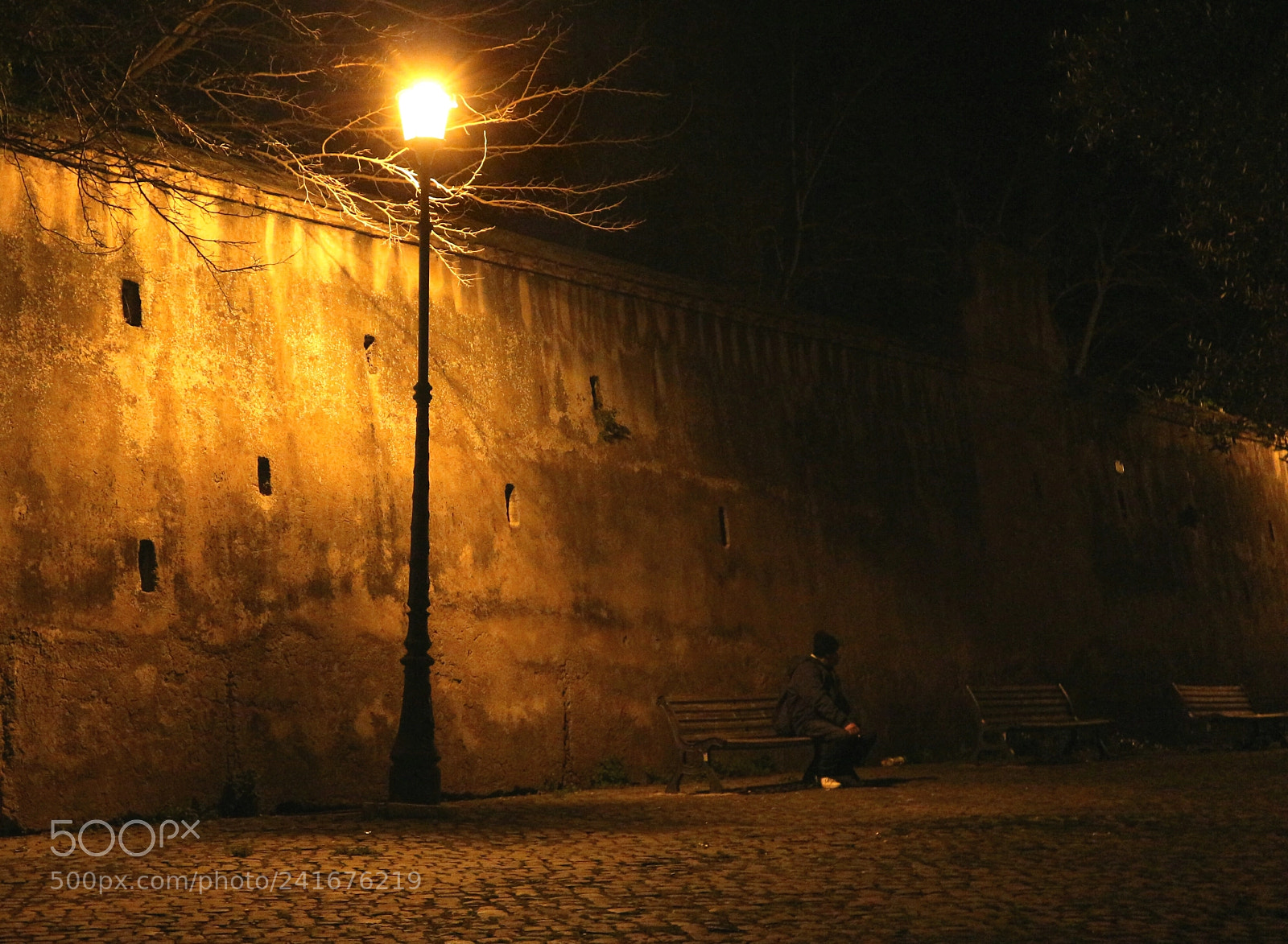 Canon EOS M10 sample photo. Nightlife in rome photography