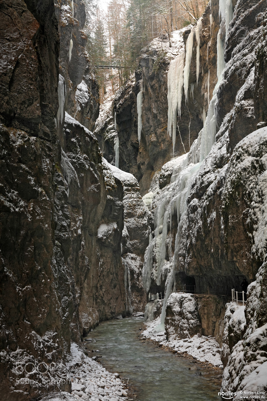 Canon EOS 5D sample photo. Ice gorge photography